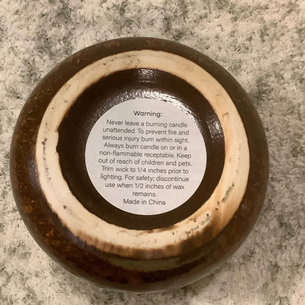 Ceramic Scented Honey Bun Soy Candle NWT 14 oz.   - Brown Gold and White Glazing - Picture 12 of 16